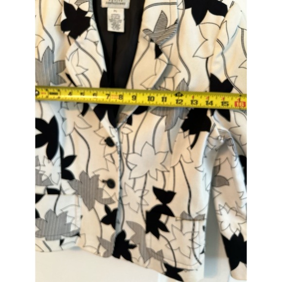 Uniform Petite John Paul Richard Cream/Black Floral Jacket Size PL Vintage - Picture 3 of 6